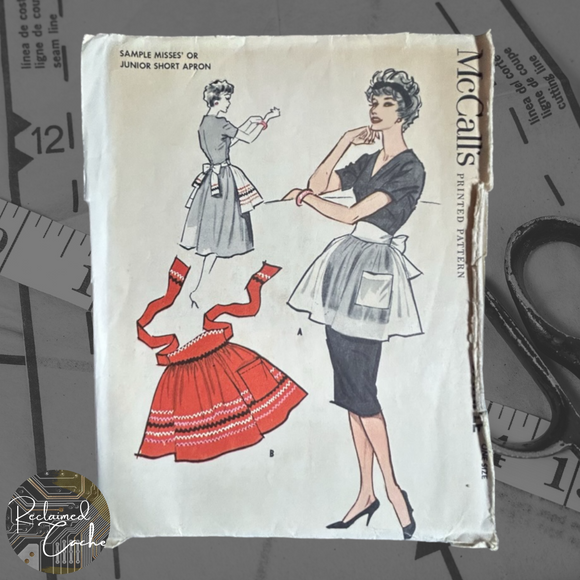McCall's SAMPLE Misses' or Junior Short Apron Pattern - Size One Size